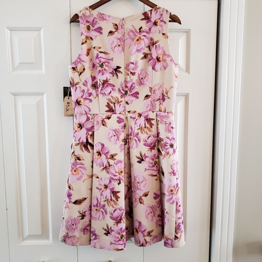 Sz 14 Taylor Floral Dress NWT - Picture 2 of 9
